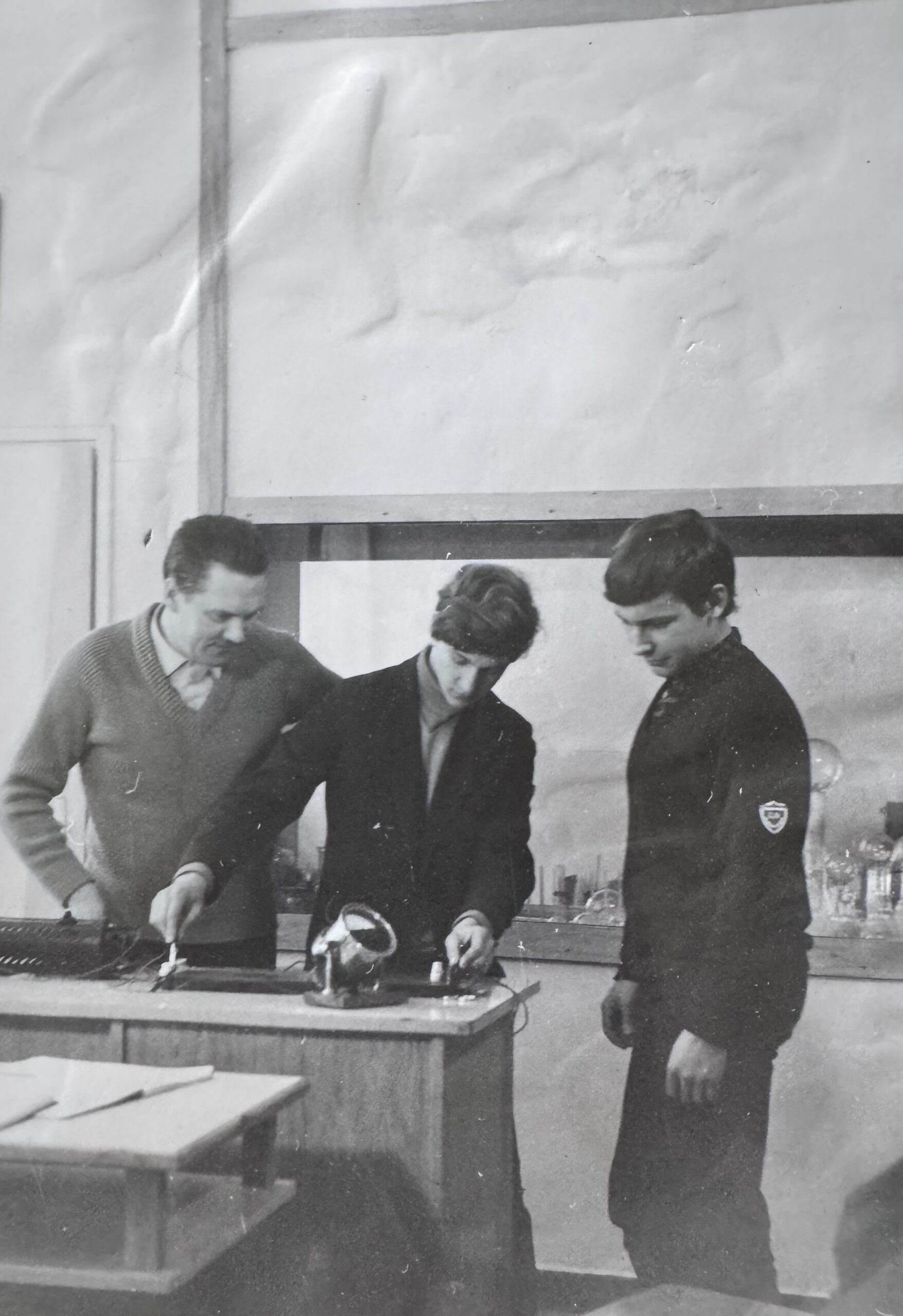 Kazimierz Tulej - fizyka, matematyka. Lata pracy: 1963-1980