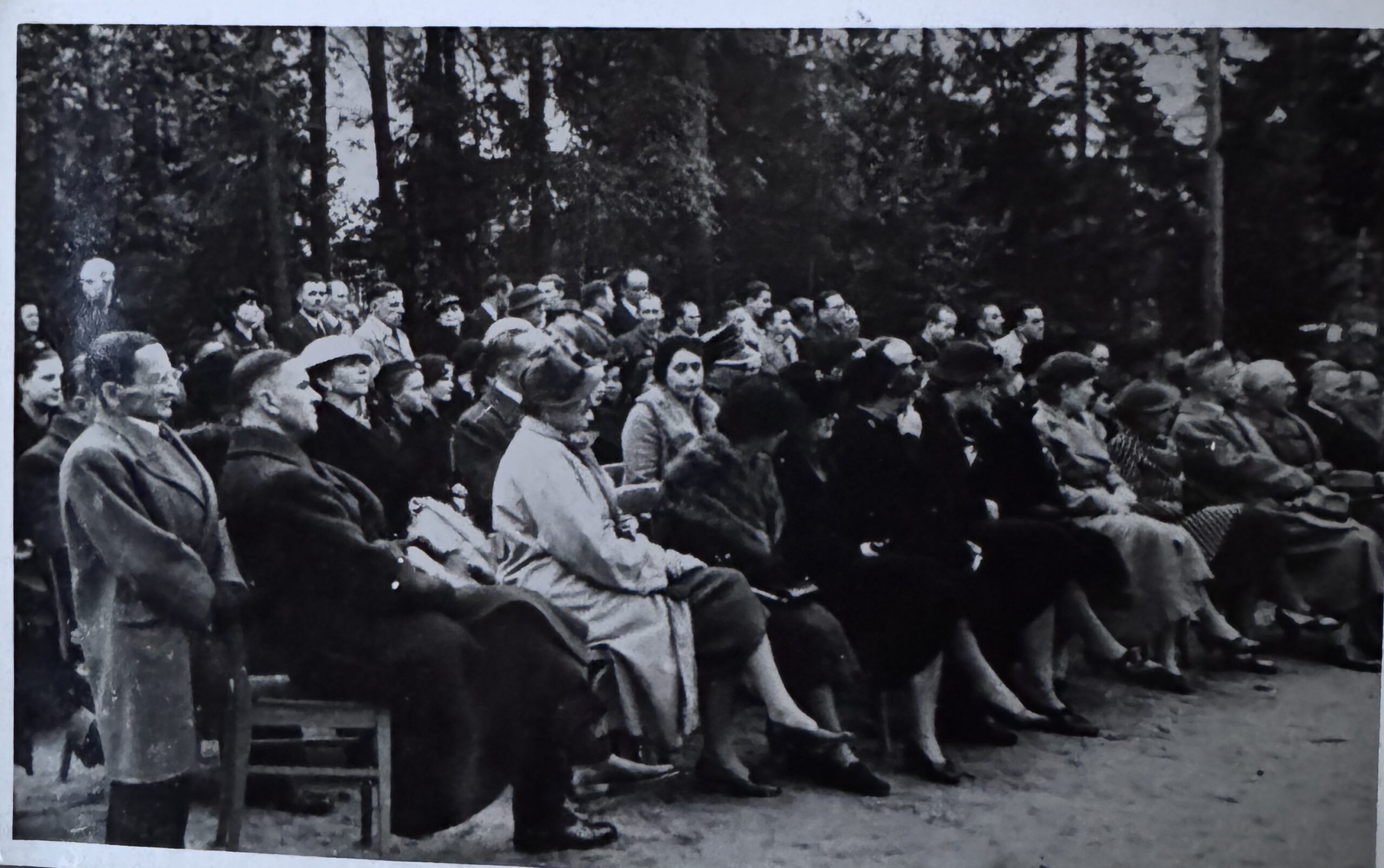 50-lecie Szkoły - 1962 r. Pierwszy z lewej stoi prof. Michał Małaszyński