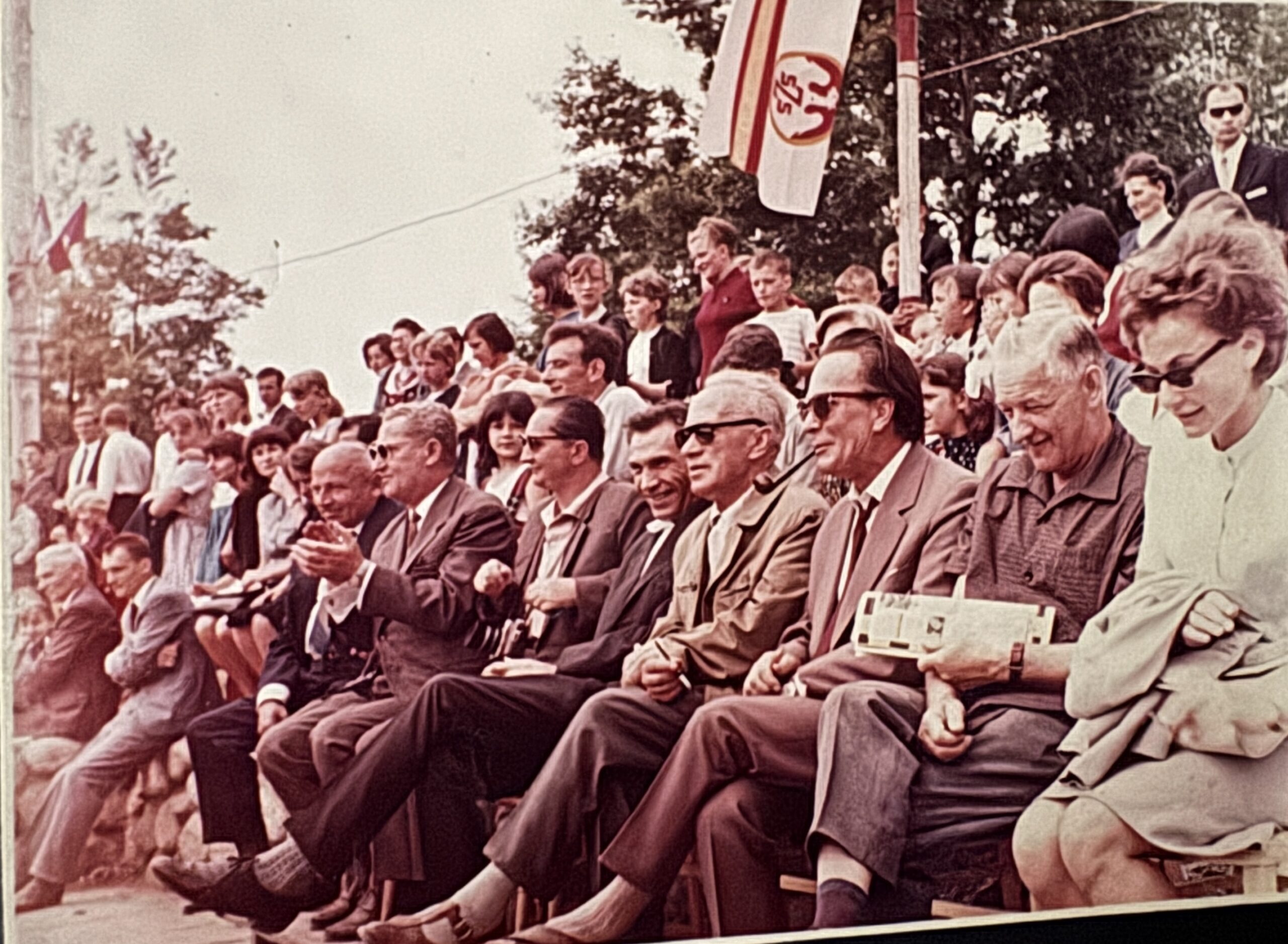 Dyrektor Gorecki (w środku), prof. Wcisło, prof. Lassota